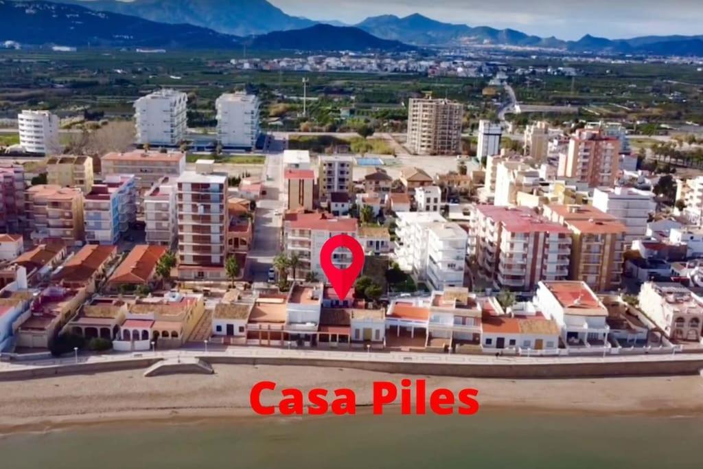 Beachfront House Пілес Екстер'єр фото